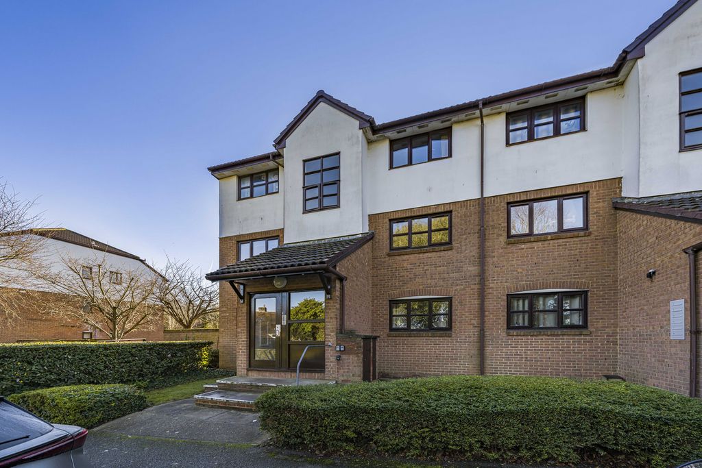 Property photo 1 of 14