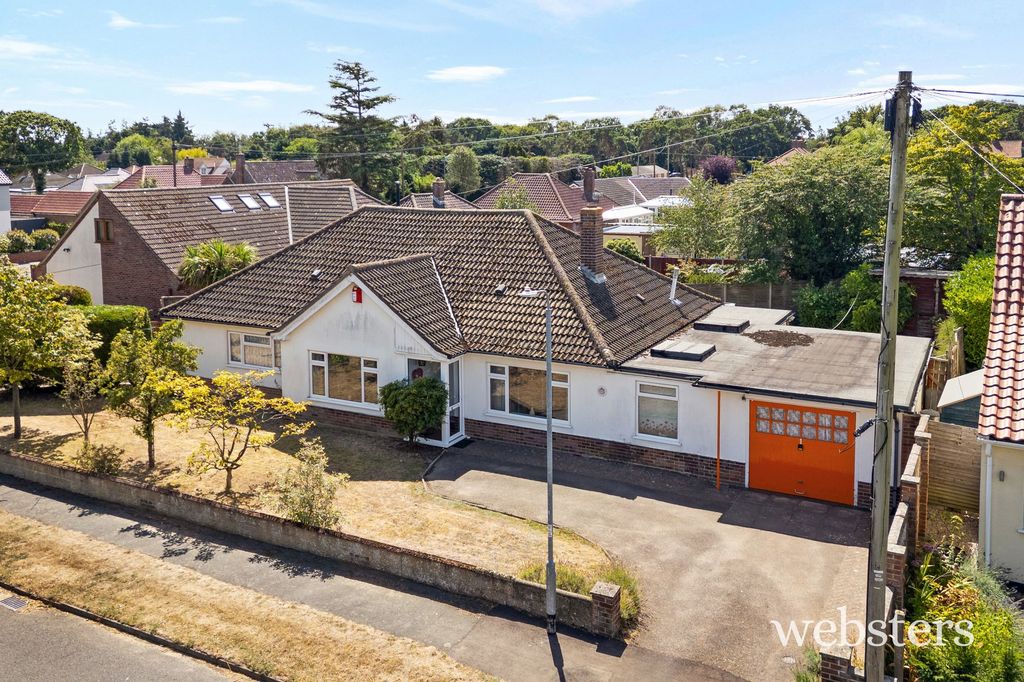 Property photo 1 of 20