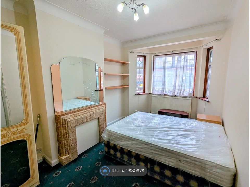 Property photo 1 of 6