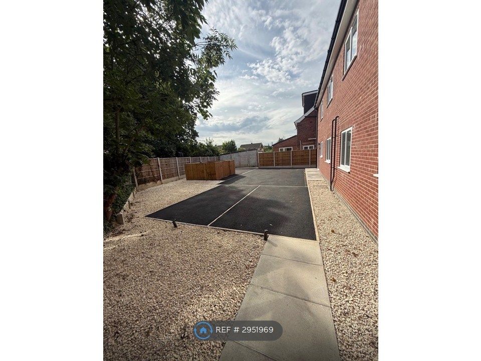 Property photo 2 of 8 Car Park And Bin Store