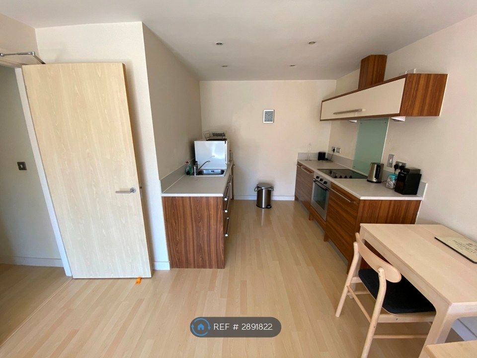 Property photo 3 of 7