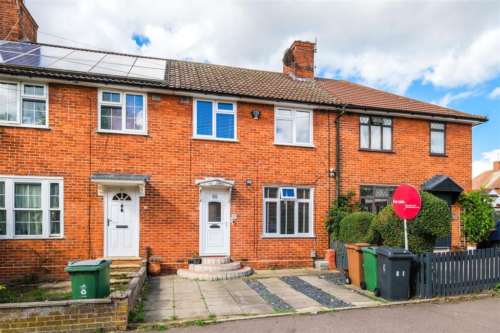 Property photo 1 of 22