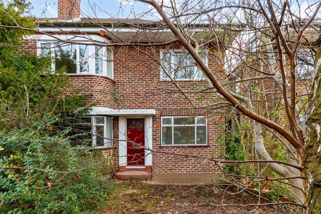 Property photo 1 of 10 External