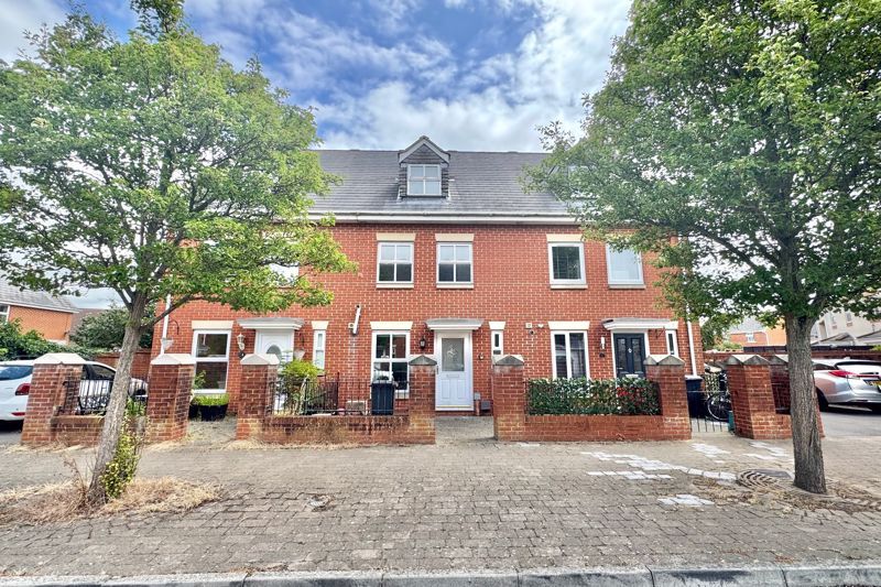 Property photo 1 of 17 Front