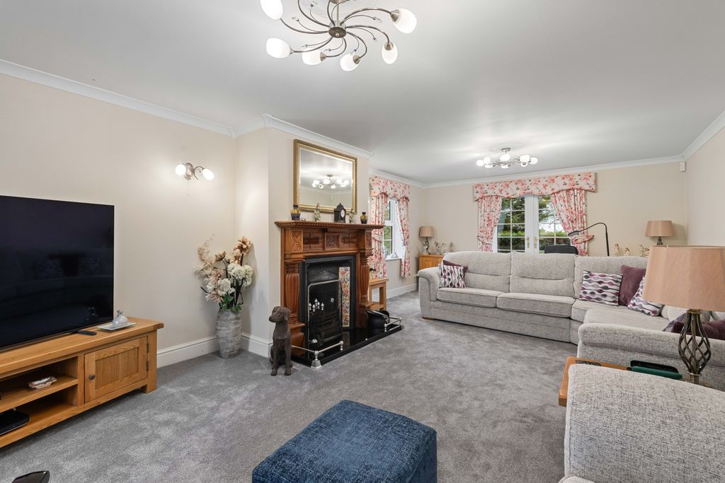 Property photo 3 of 56