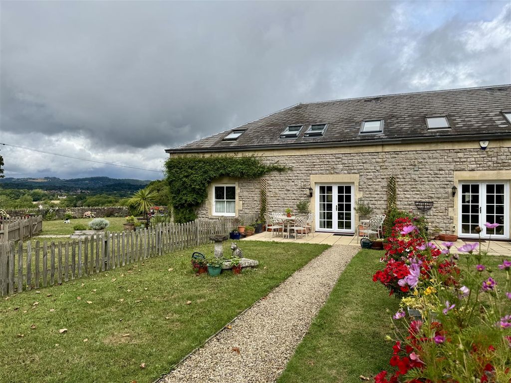 Property photo 1 of 30