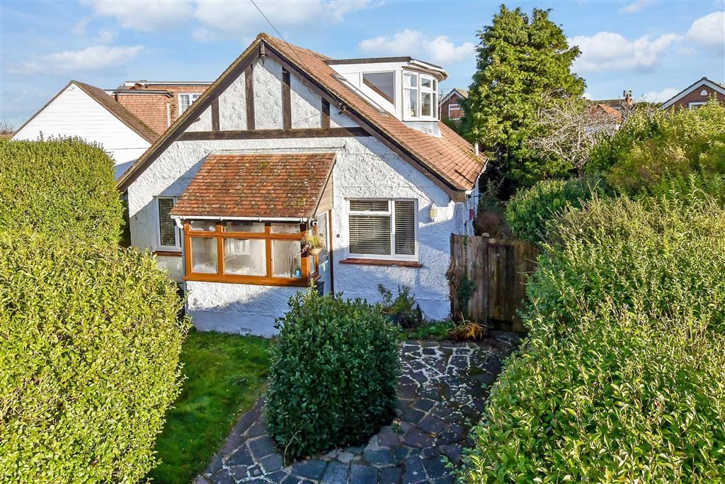 Property photo 1 of 13 External (Brochure)