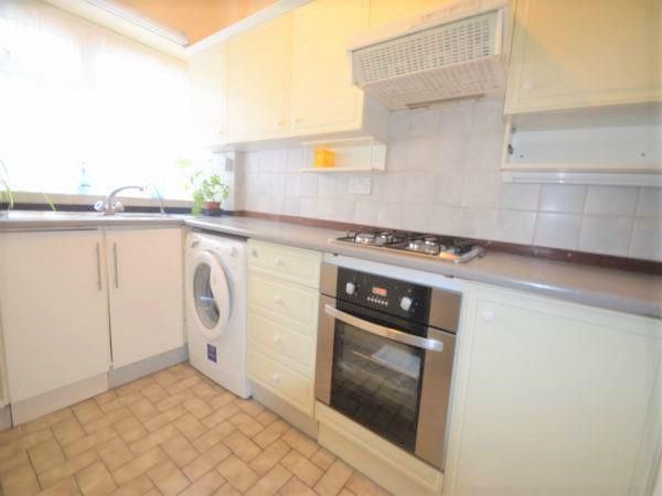 Property photo 3 of 8 4