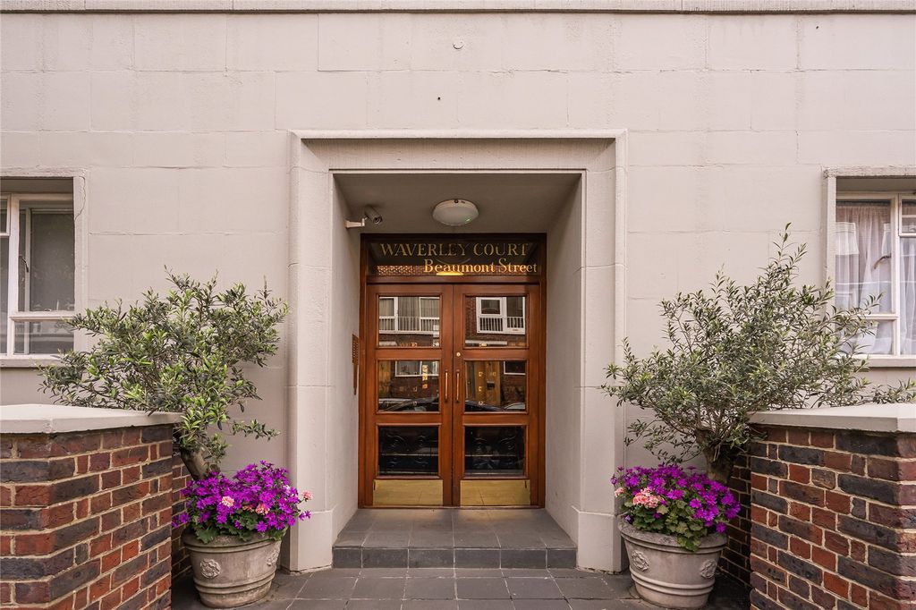 Property photo 1 of 13 Front Enterance