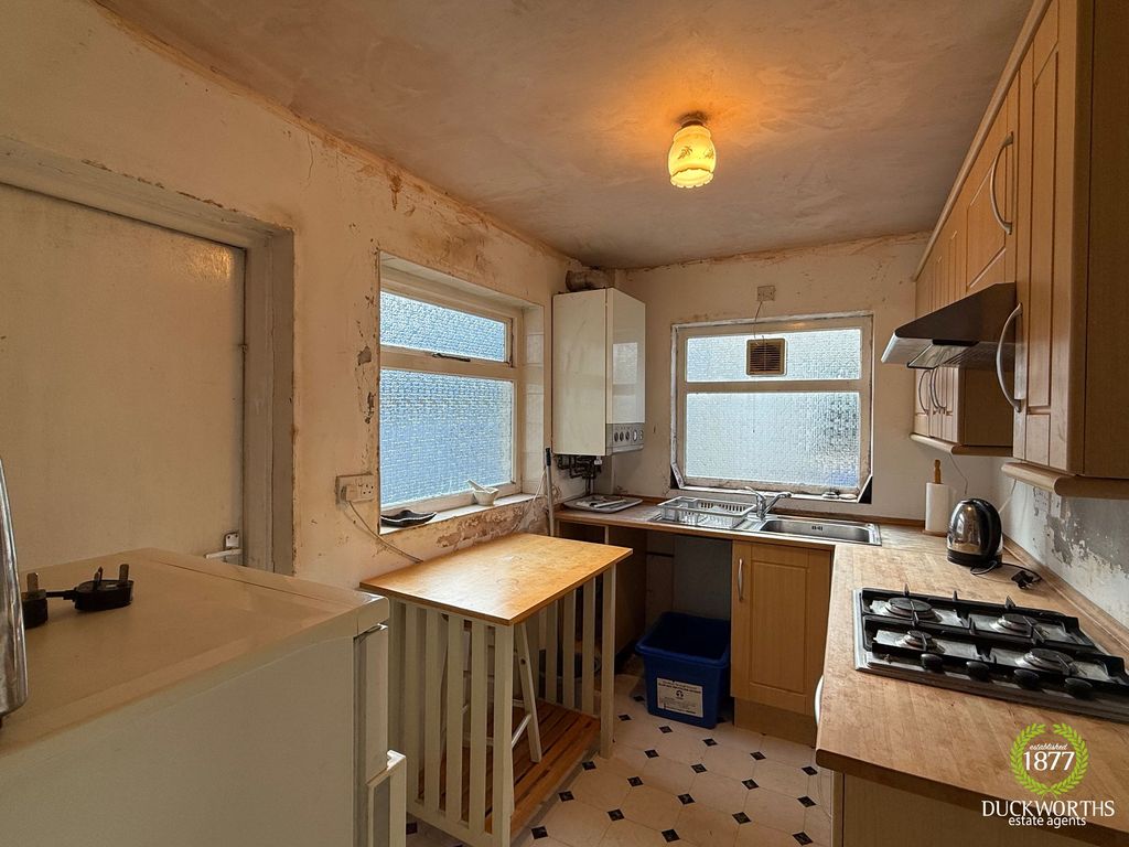 Property photo 3 of 15