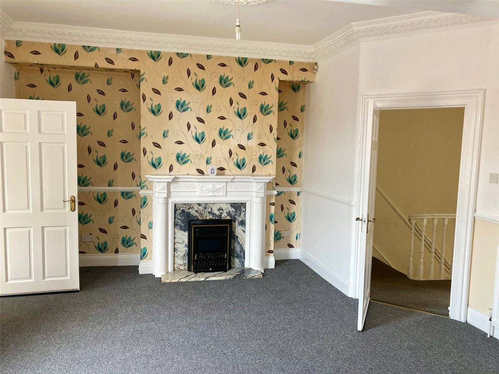Property photo 2 of 7 Picture No. 06
