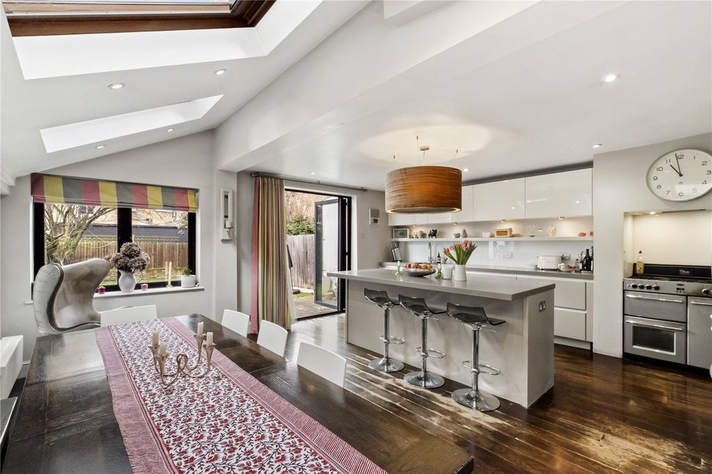 Property photo 1 of 13 Picture No. 14