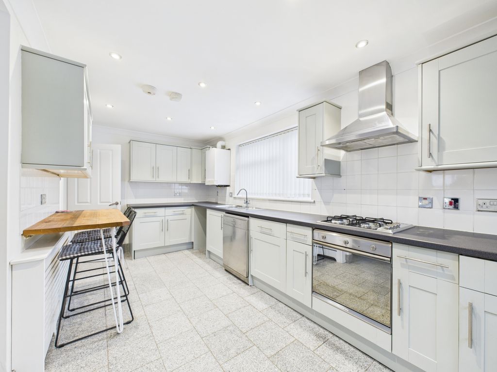 Property photo 2 of 14 Gallery