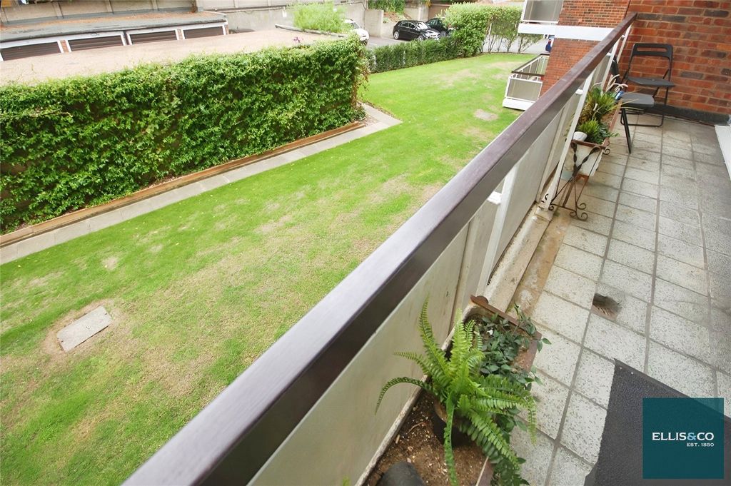 Property photo 2 of 13 Picture No. 26