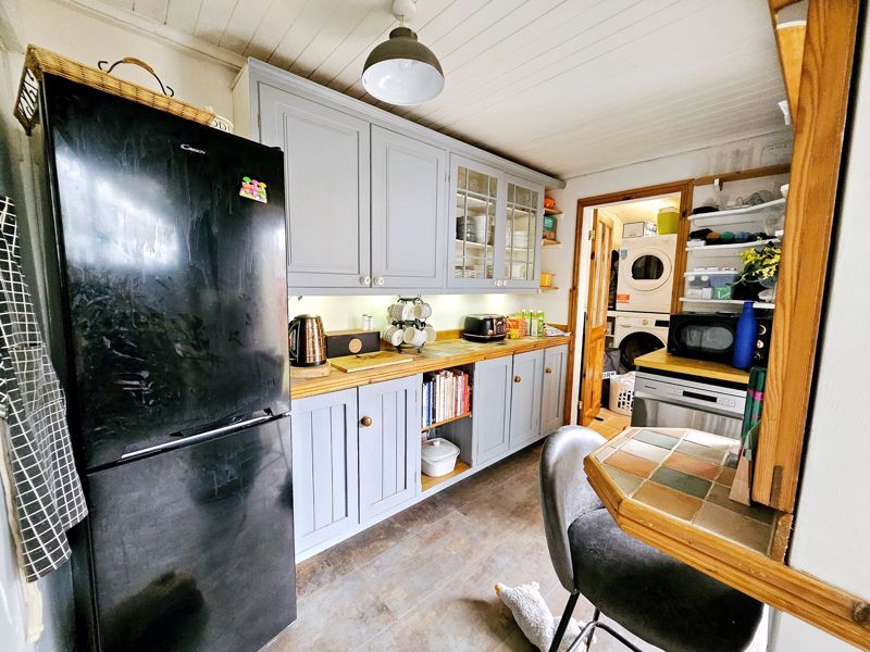 Property photo 3 of 17 Kitchen View 2
