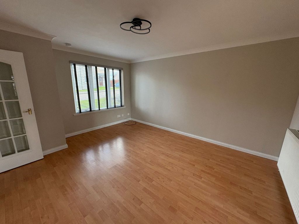 Property photo 2 of 17 Photo 2