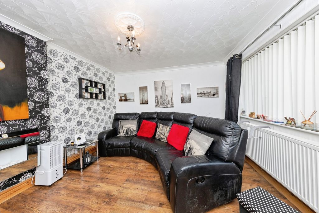 Property photo 3 of 14 Pbox-Img.Jpg
