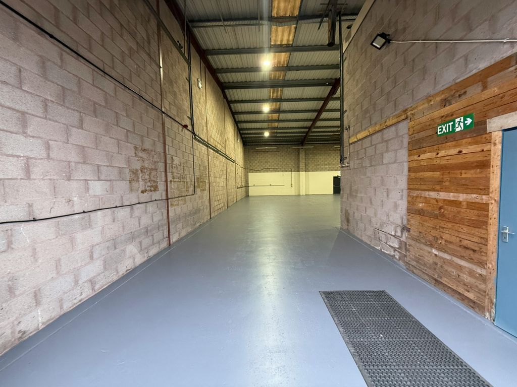 Property photo 3 of 6 20260312_161335139_Ios.Jpg