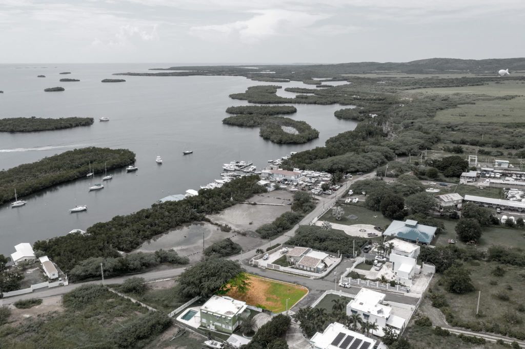 Property photo 2 of 12