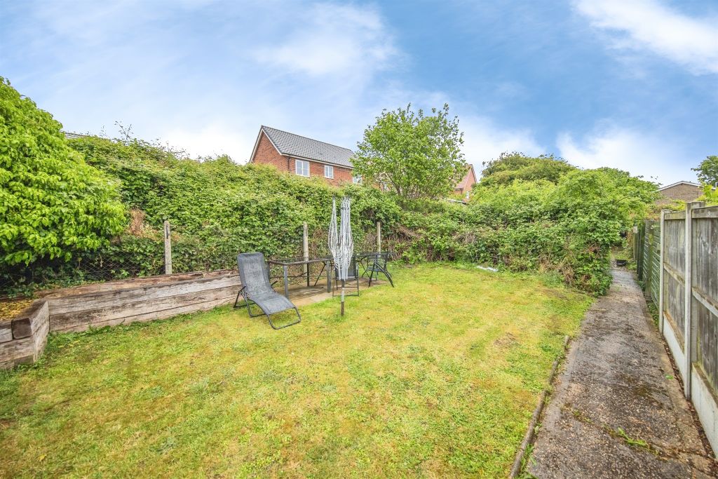 Property photo 3 of 10