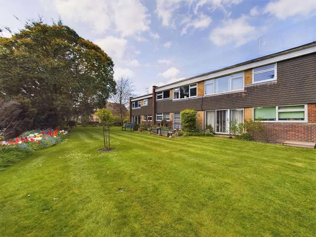 Property photo 1 of 15