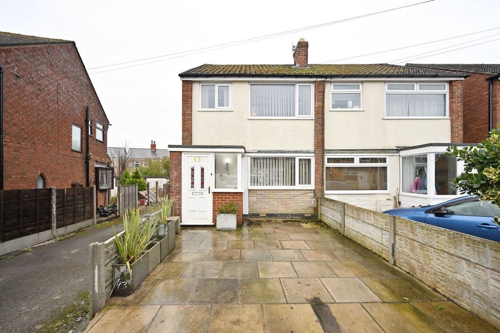 Property photo 1 of 20