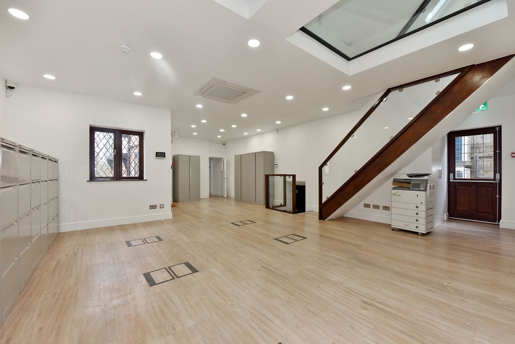 Property photo 2 of 10 Photo 23