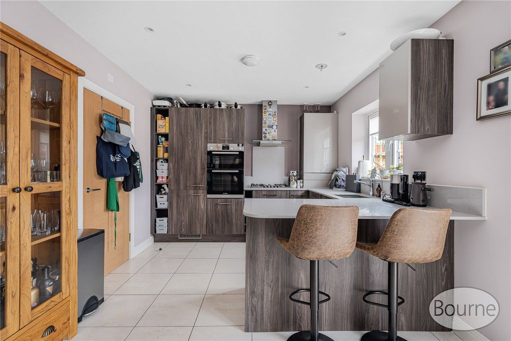 Property photo 3 of 18 Picture No. 03