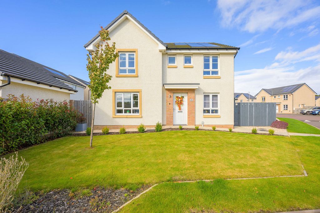 Property photo 1 of 35