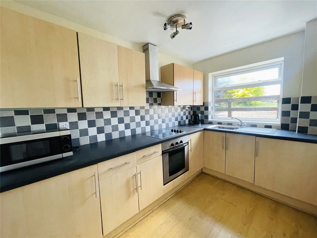 Property photo 3 of 16 Picture No. 04