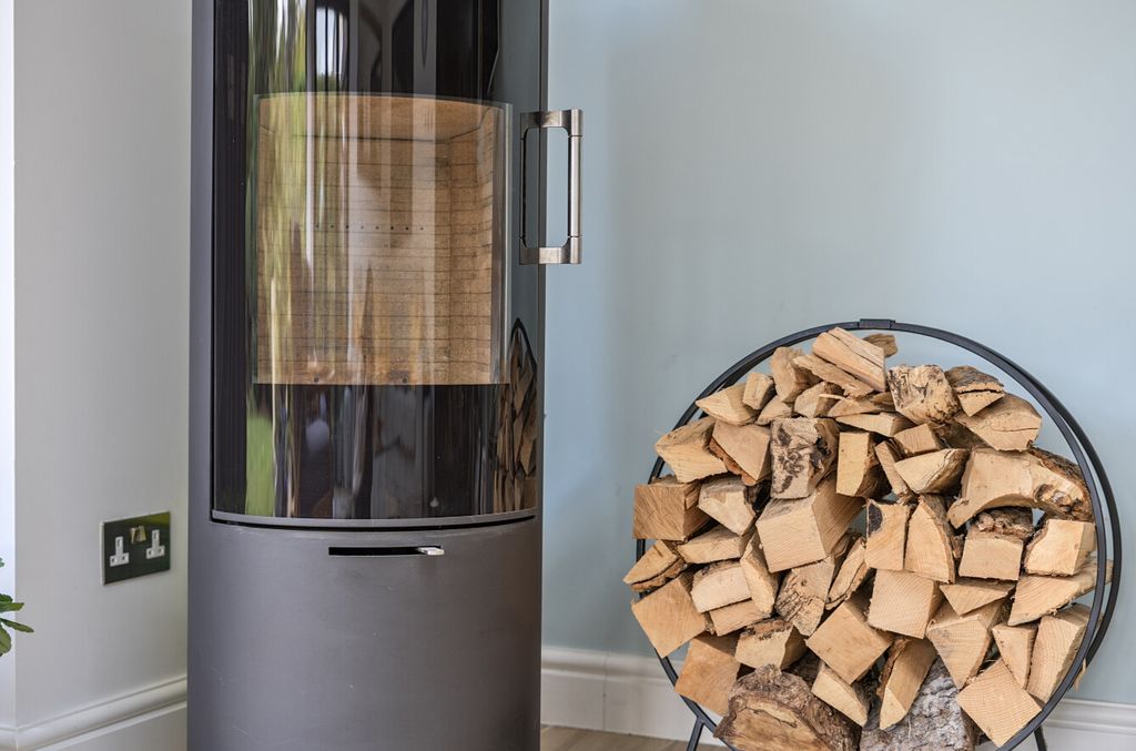 Property photo 3 of 29 1360315-18-68Daa0...