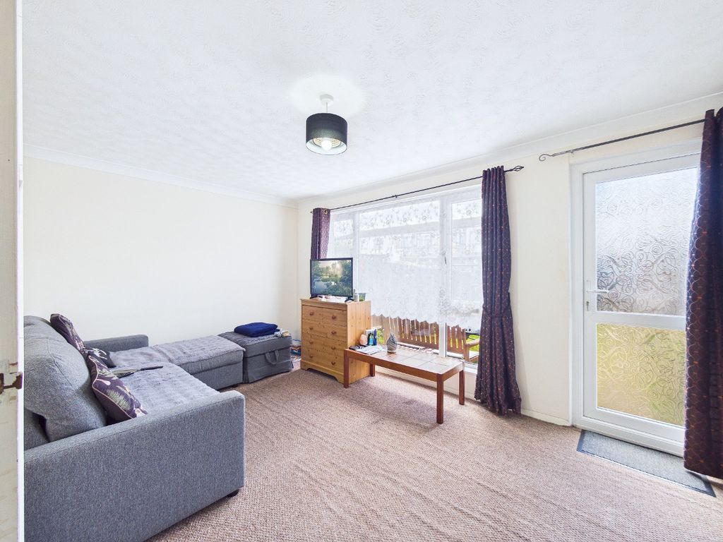 Property photo 3 of 13 5083215