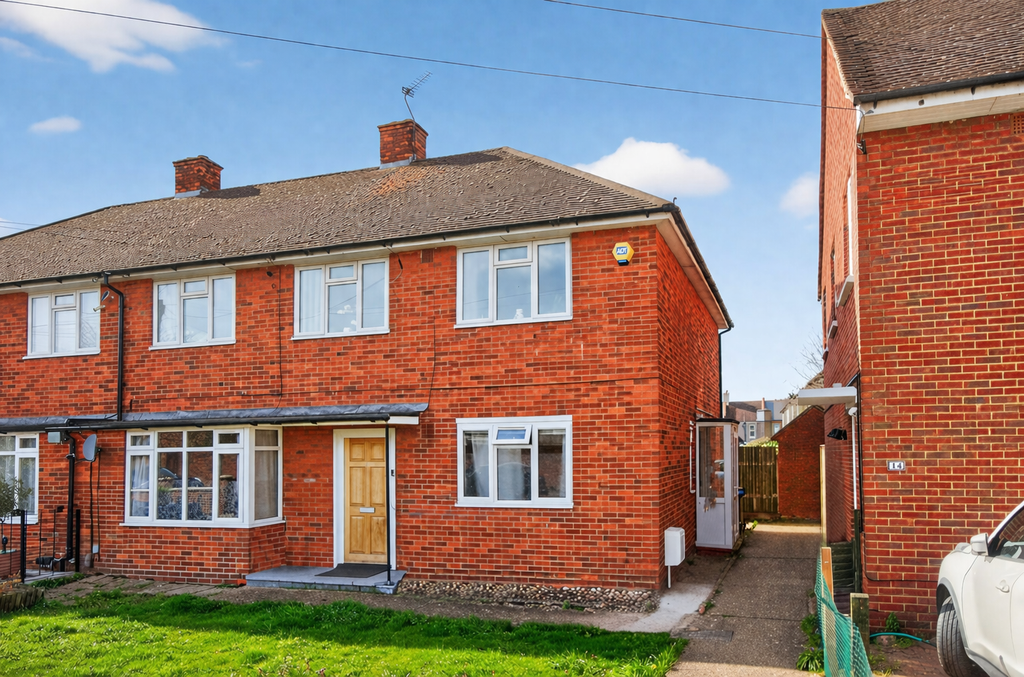 Property photo 1 of 12 External