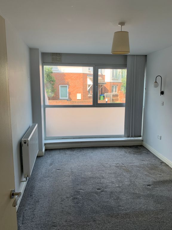 Property photo 3 of 5