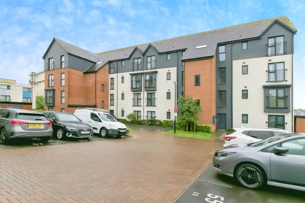 Property photo 3 of 15