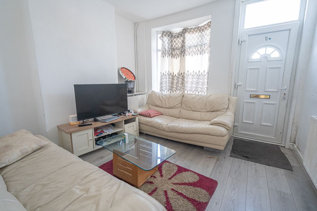 Property photo 2 of 9 20260326-Dsc0862820260326