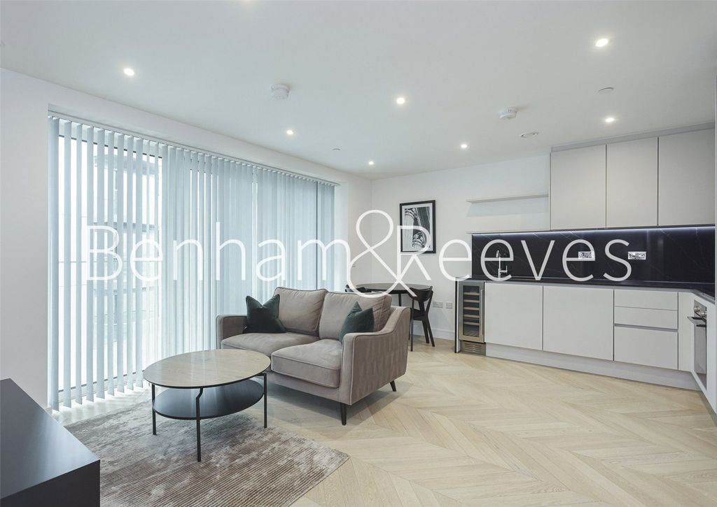 Property photo 2 of 16 Picture No. 02