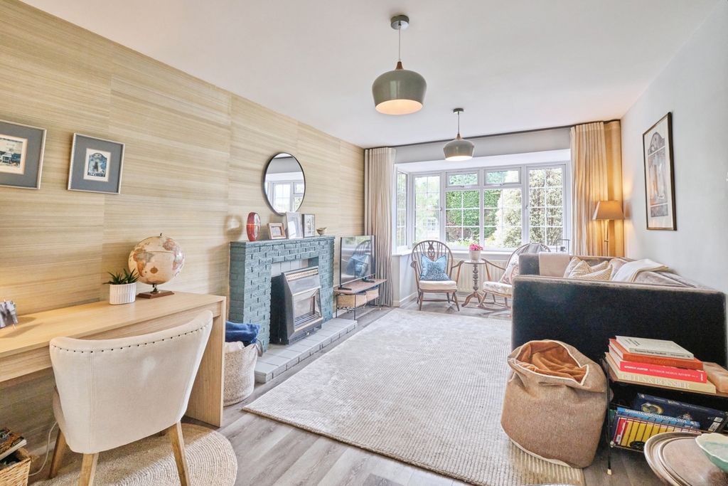 Property photo 2 of 19 Pbox-Img.Jpg