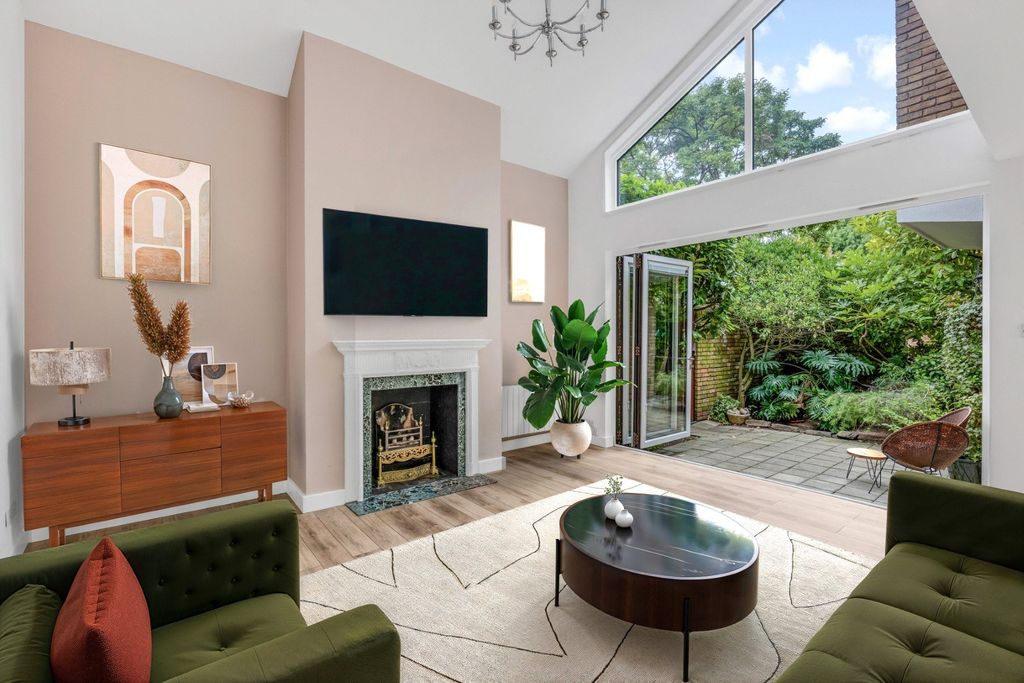 Property photo 2 of 15 Picture No. 21