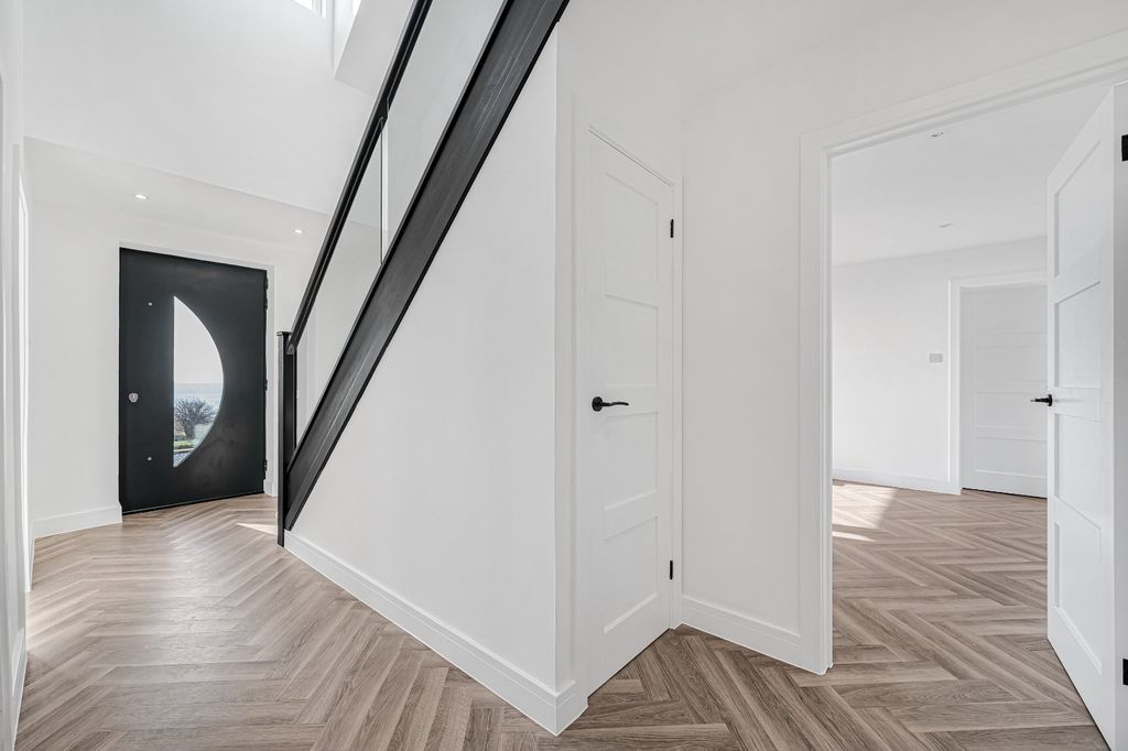 Additional image 21 of 4 bed detached house for saleSouth Coast Road, Telscombe Cliffs, Peacehaven, East Sussex BN10