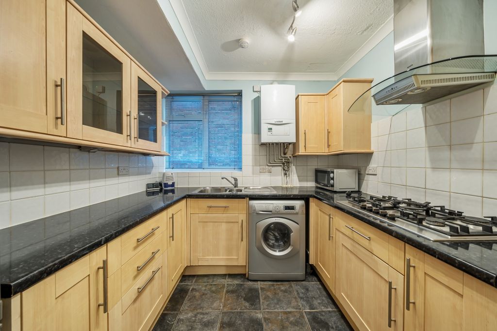 Property photo 1 of 6 1198512 (3)c