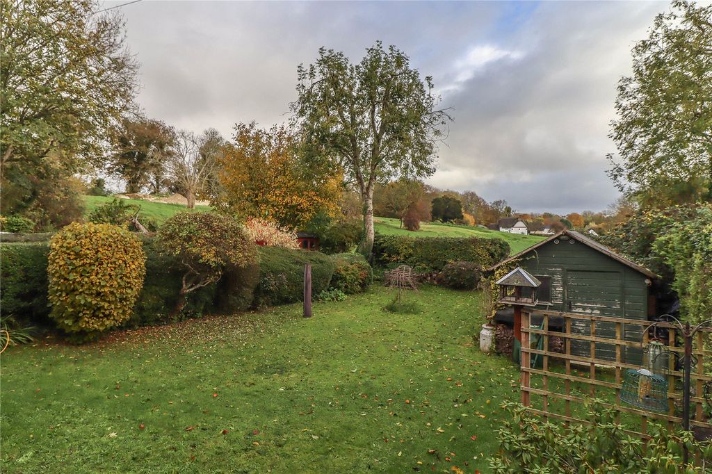 Property photo 3 of 28 Picture No. 33