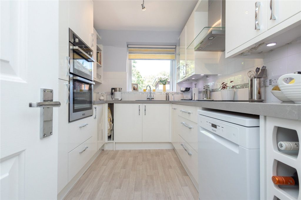 Property photo 2 of 20 Picture No. 07