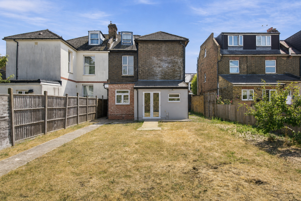 Property photo 2 of 11