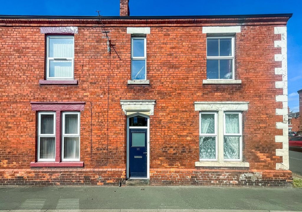 Property photo 1 of 15 External