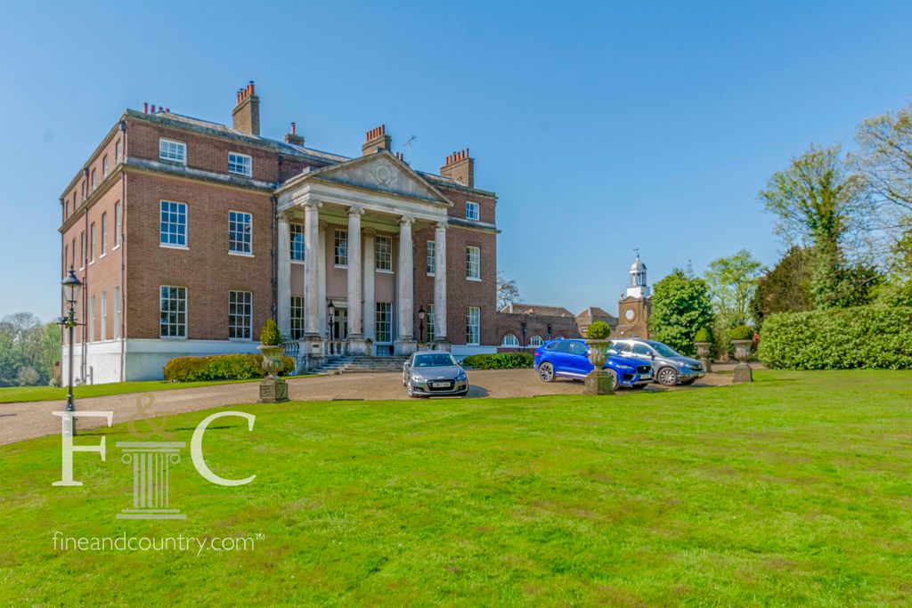 Property photo 1 of 45 Dsc_2126-Hdr.Jpg