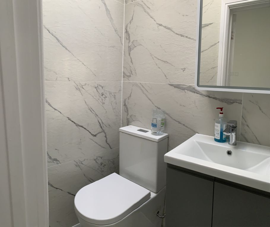 Property photo 3 of 6 Gallery