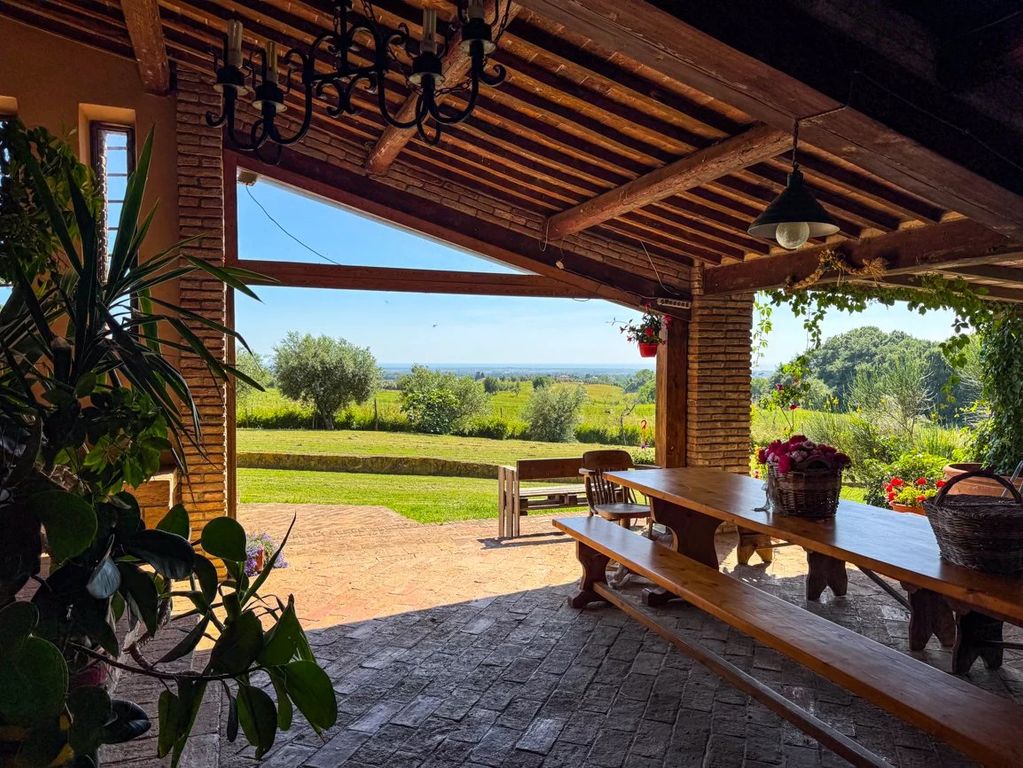 Property photo 2 of 76