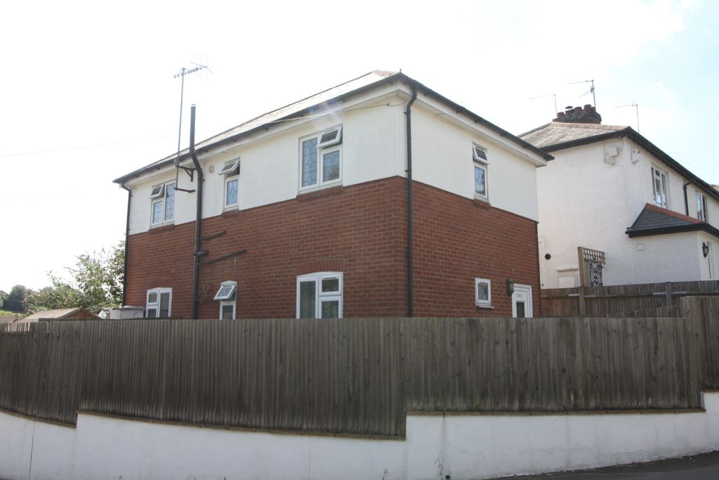 Property photo 1 of 9 999870