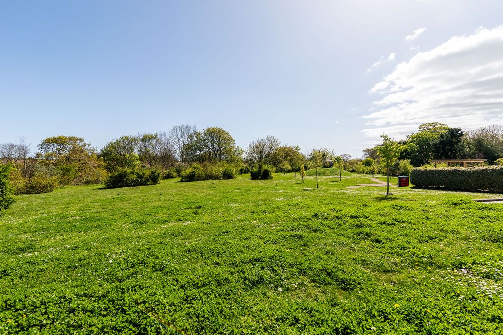 Additional image 22 of 1 bed flat for salePrinces Tower Road, St Saviour JE2